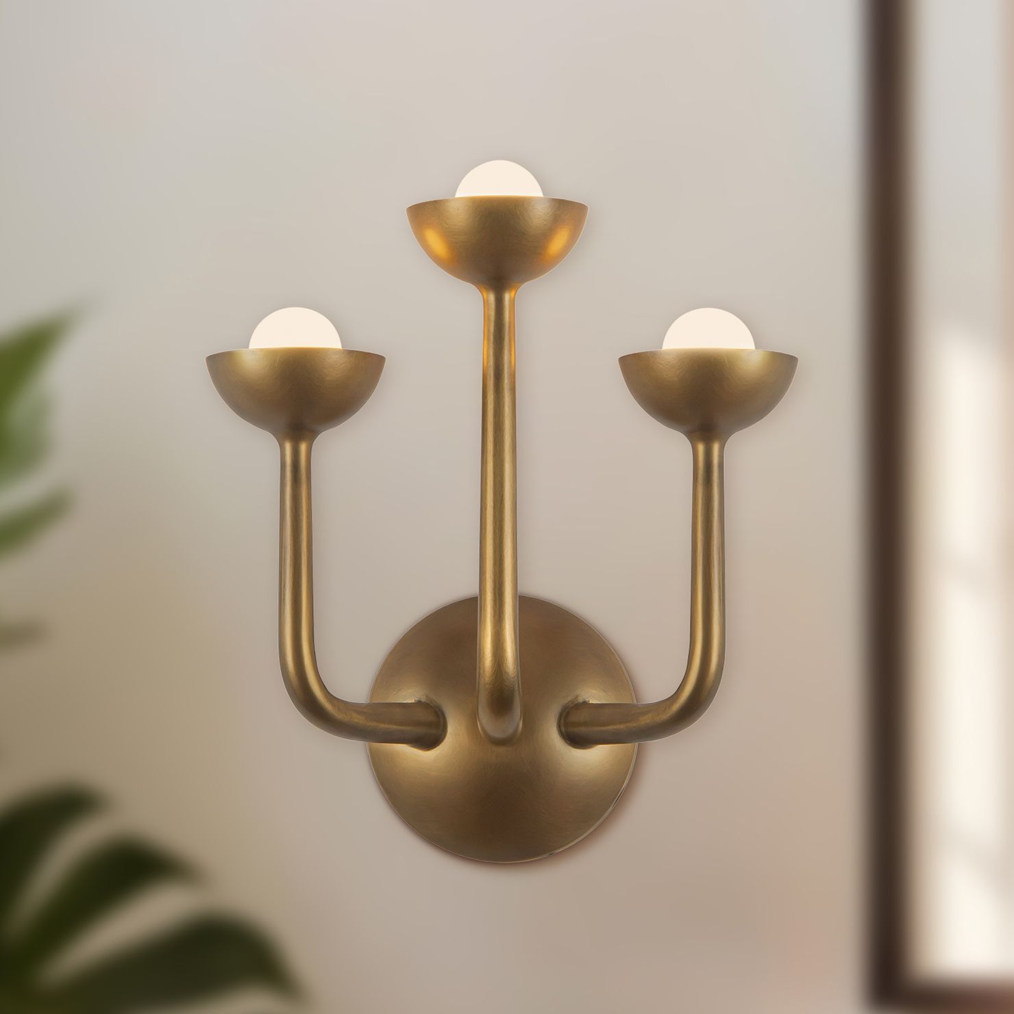 Spade 11-in Vintage Brass dimmable LED Wall/Vanity Light