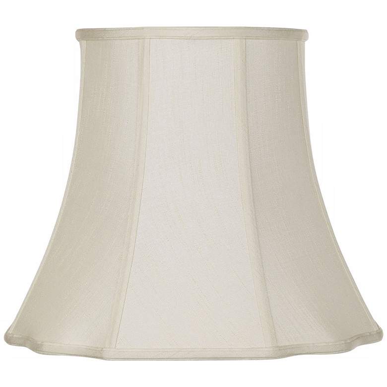 Image 1 Springcrest Classic Creme Bell Cut Corner Shade 10x16x14 (Spider)