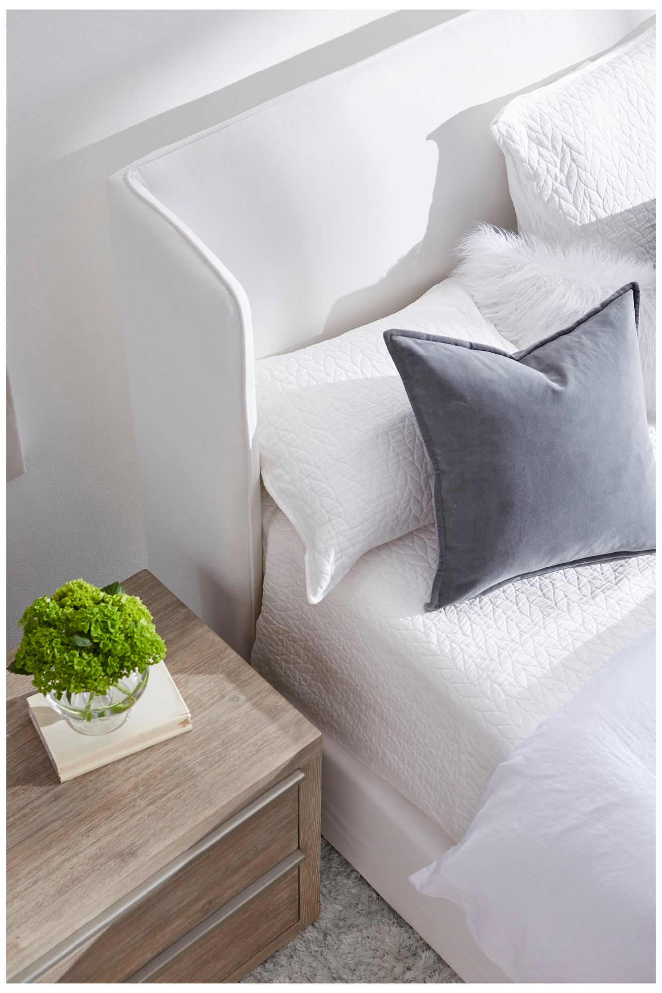 Image 5 Stewart Cal King Bed, LiveSmart Peyton-Pearl, Natural Gray Oak more views