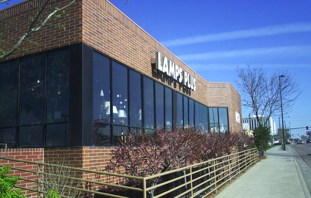 lamps plus corporate office