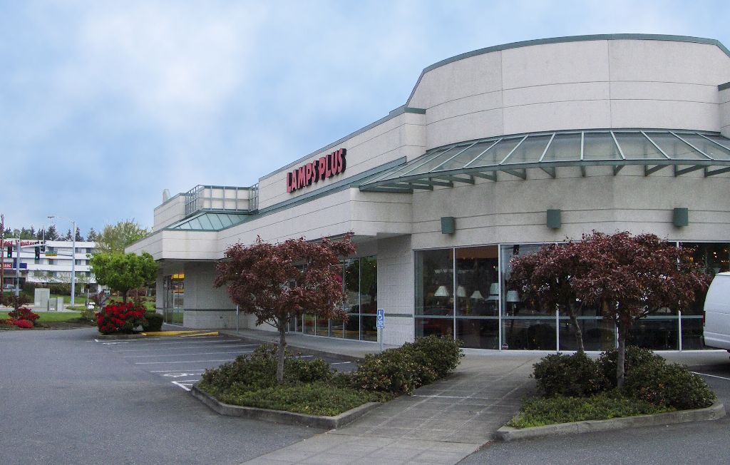 Lamps plus deals store locations