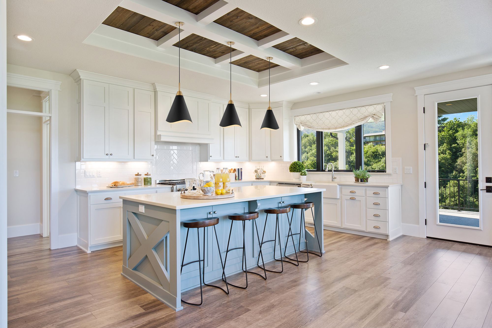 Image 6 Tango; 1 Light; Medium Pendant; Matte Black with Burnished Brass more views