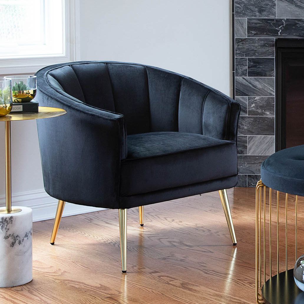 black velvet tufted chair