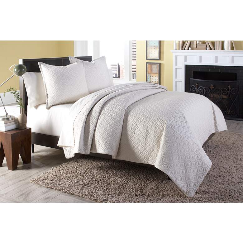 Image 1 Taylor Natural 3-Piece Queen Coverlet/Duvet Bed Set