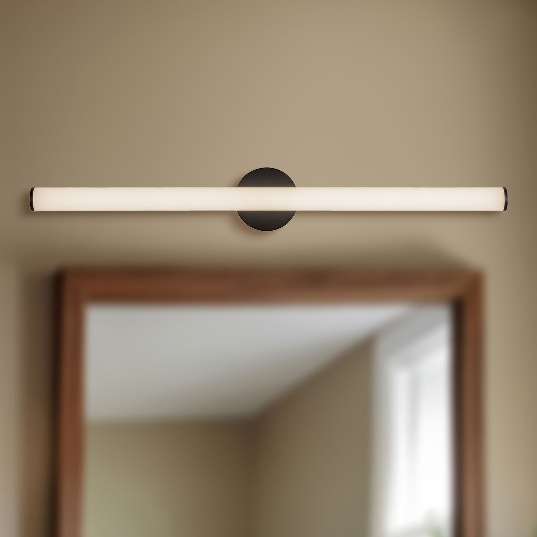 Tectra 36-in Black dimmable LED Wall/Vanity Light