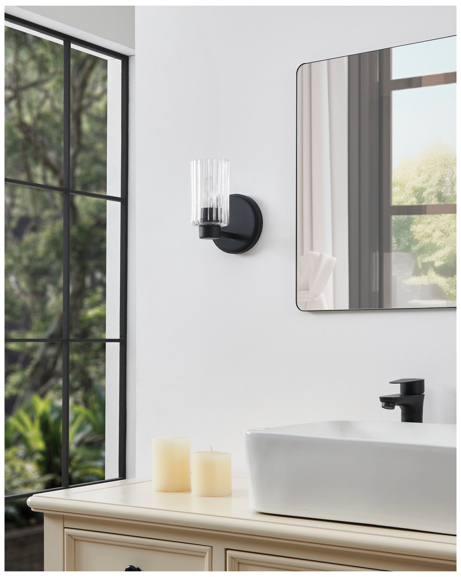 Thesis Bedminster 5" Matte Black Vanity Light w/ Clear Ribbed Glass Shade