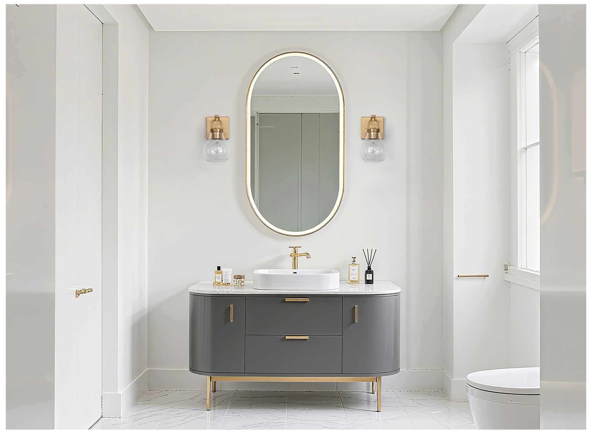 Thesis Mansfield 6-inch Champagne Gold Vanity Light with Clear Glass Shade