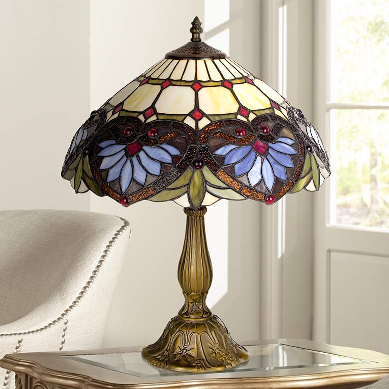 Image 1 Tiffany-Style Heart Pattern 22" High Table Lamp