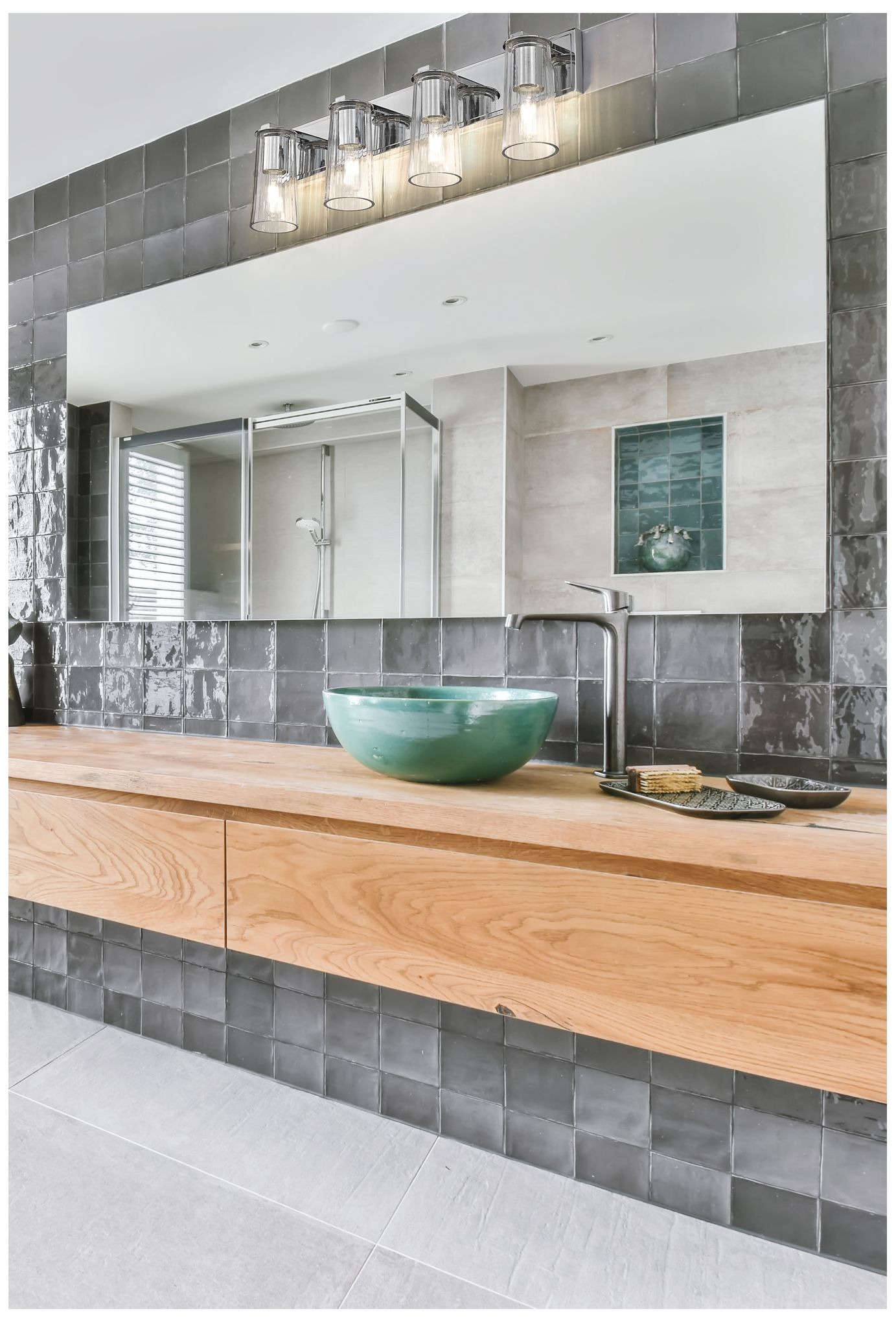 Image 4 Titus by Z-Lite Chrome 32 inch 4 Light Vanity more views