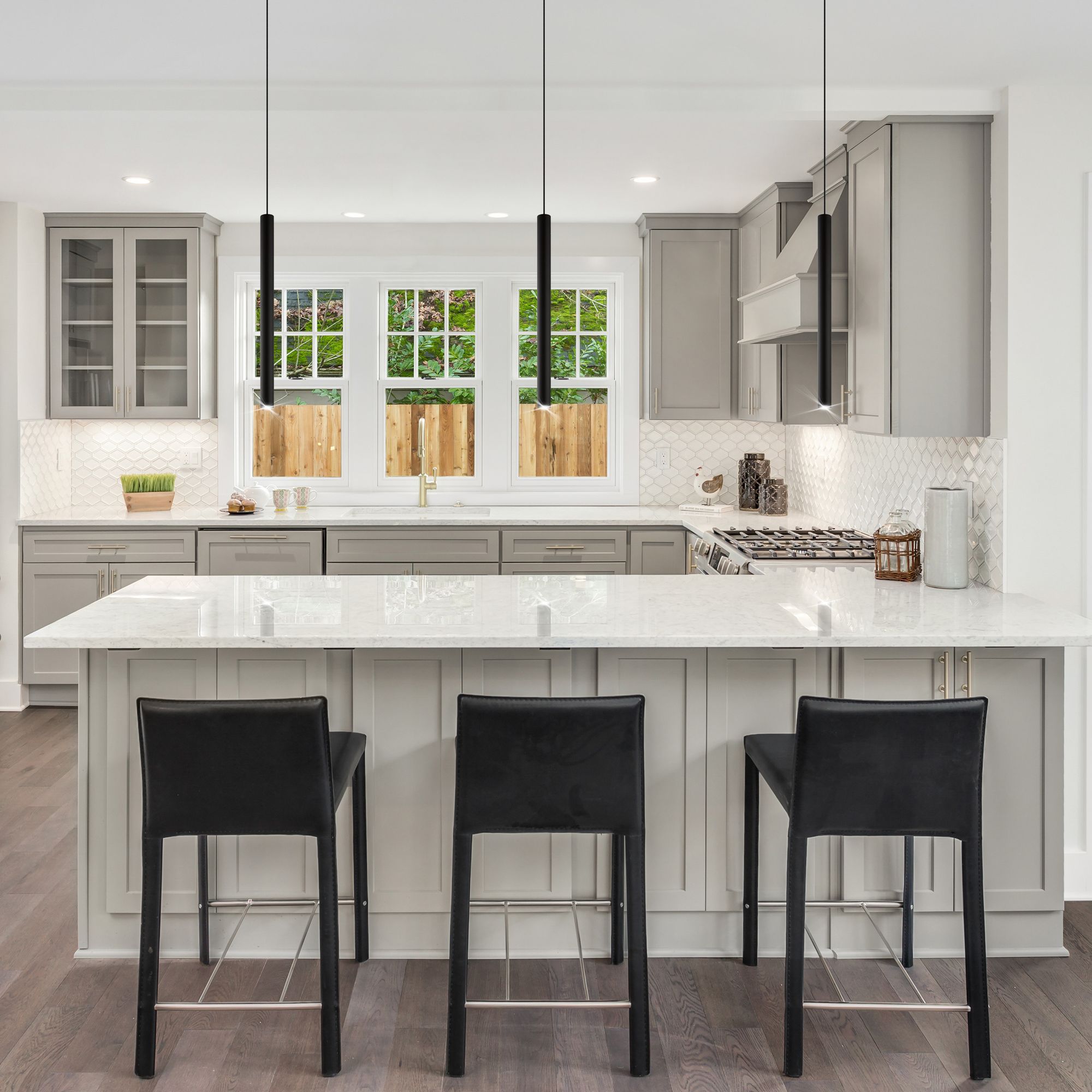 Tortoreto - 1-Light LED Single Tube Pendant - Matte Black