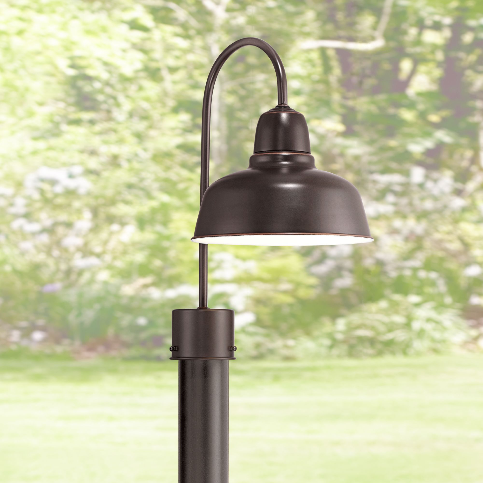 barn lamp post