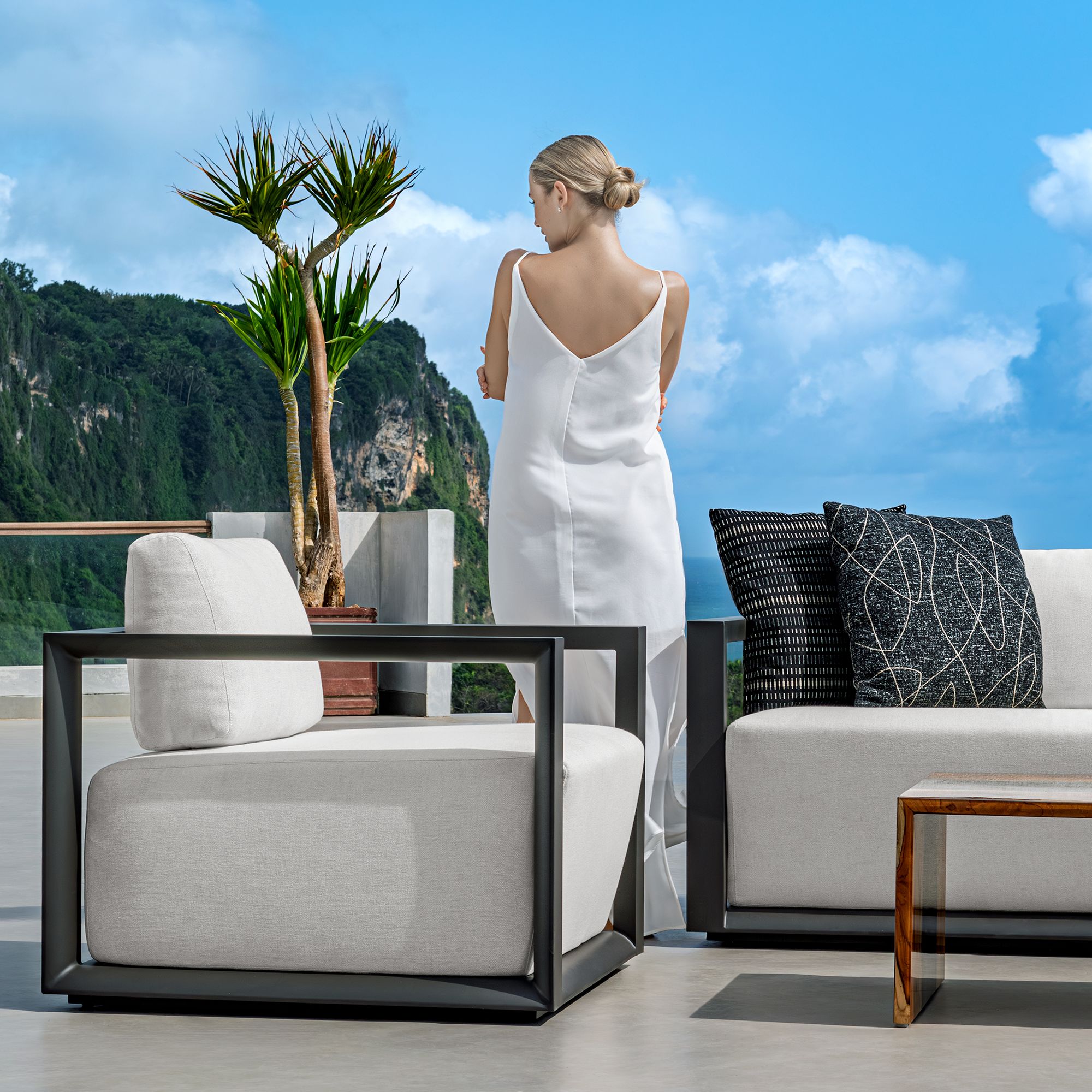 Uttermost Esti 20" Indoor-Outdoor Pillow