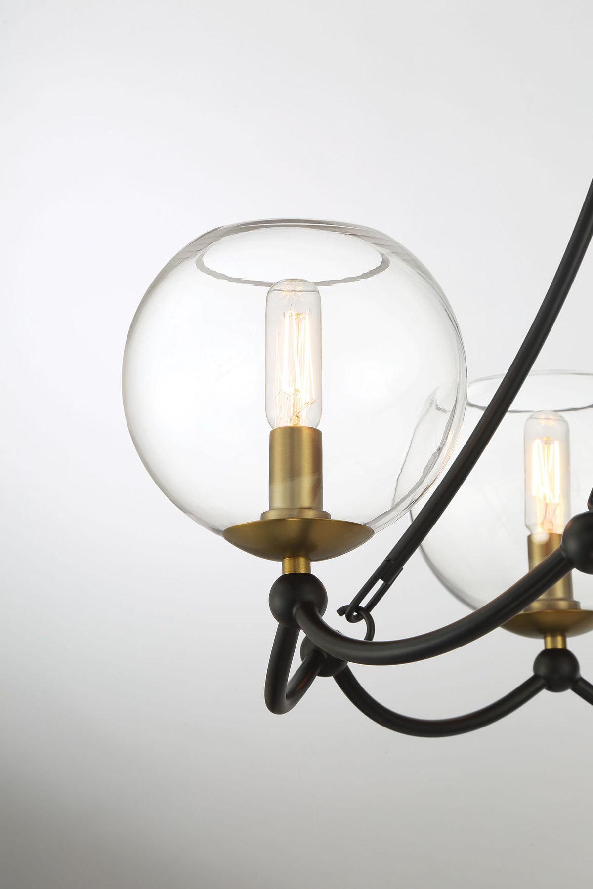 Vantage Kearney Park 4-Light Black and Soft Brass Chandelier