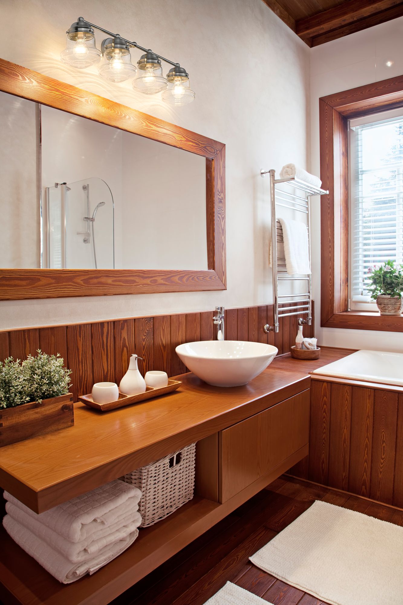 Image 4 Vaughn by Z-Lite Brushed Nickel 31.5 inch 4 Light Vanity more views