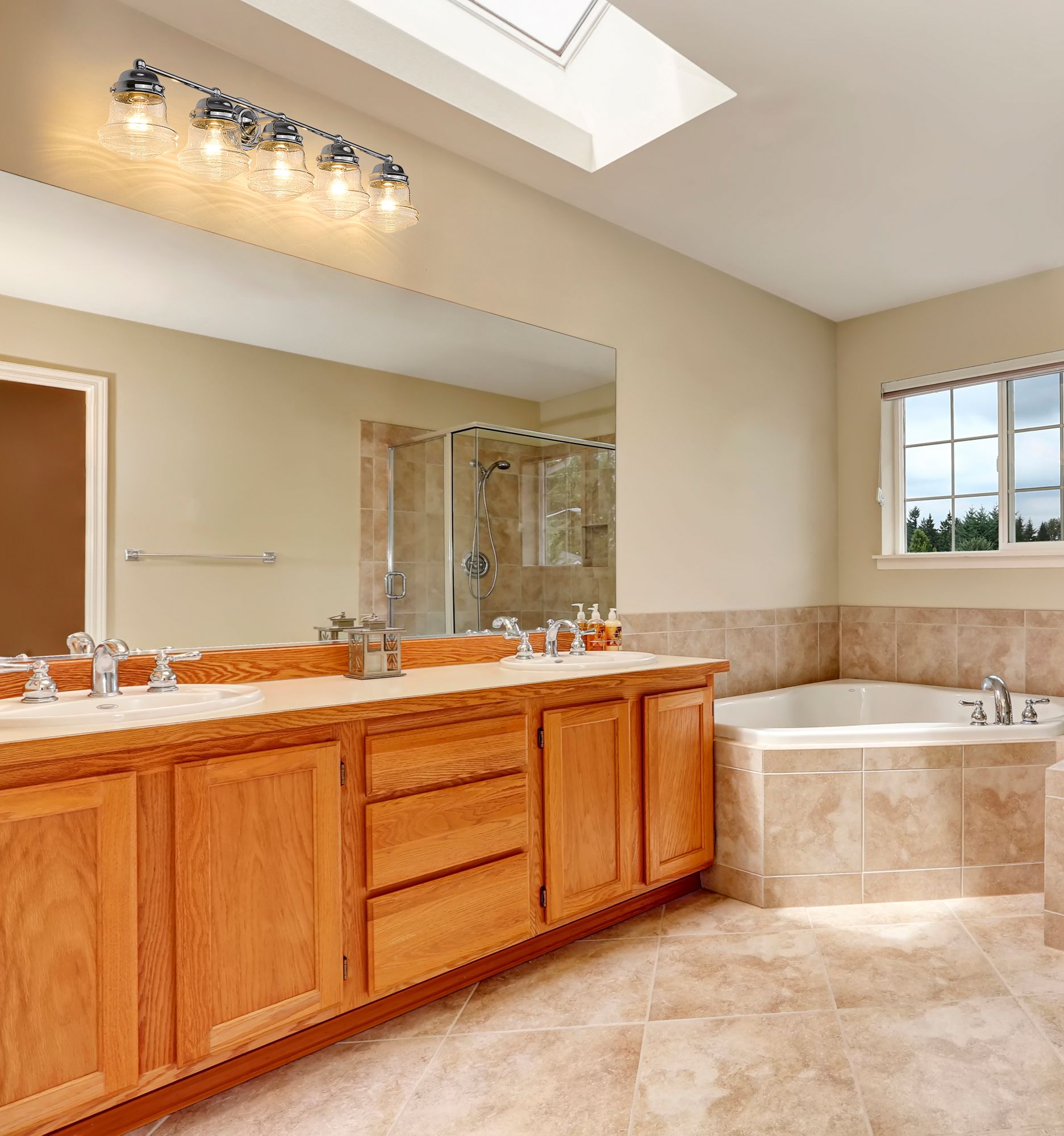 Image 3 Vaughn by Z-Lite Chrome 40.75 inch 5 Light Vanity more views