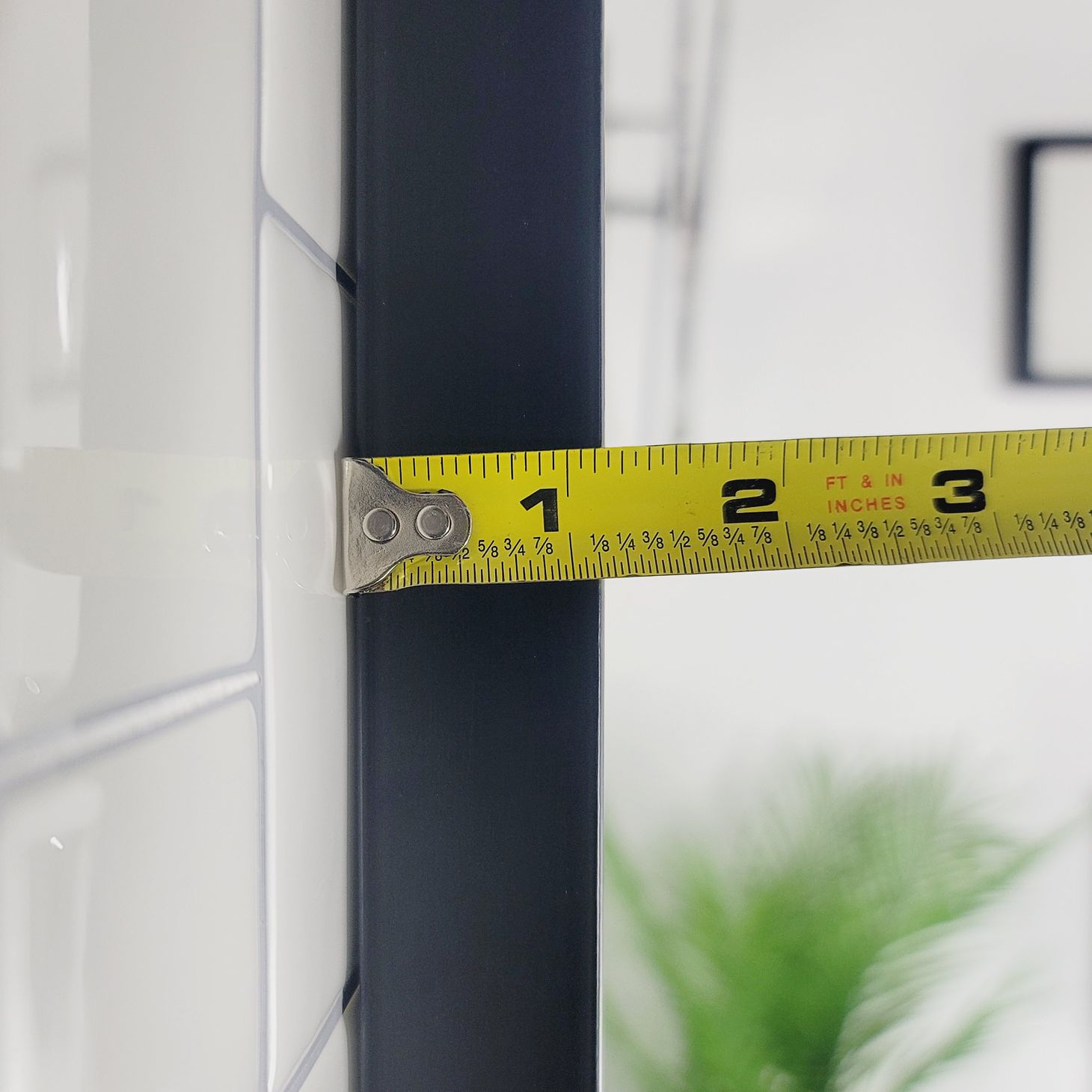 Venta Matte Black 23 1/2" x 31 1/2" Framed Wall Mirror