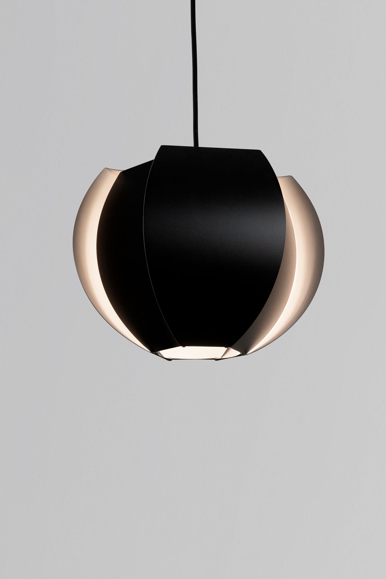 Image 2 Veris 12.77" Matte Black & White 3000K LED Pendant more views
