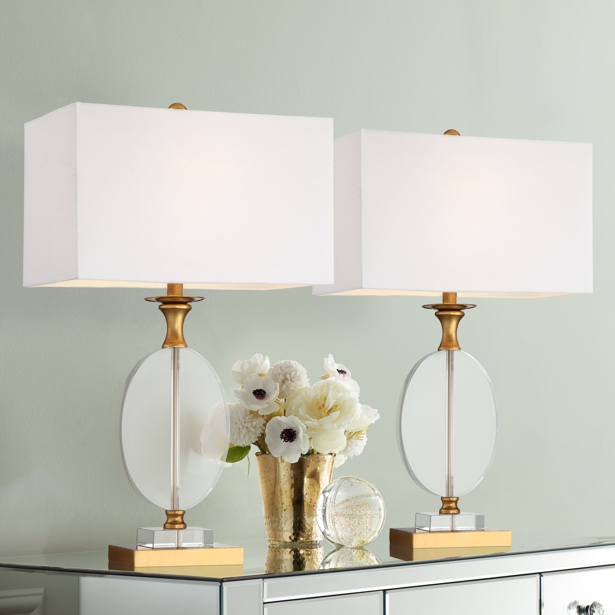 Vienna full store spectrum table lamp