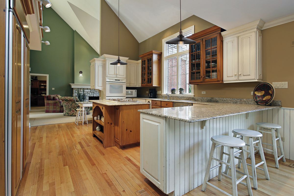 Image 2 Vintage; 1 Light; Pendant with Matching Shade; Vintage Lamp Included more views