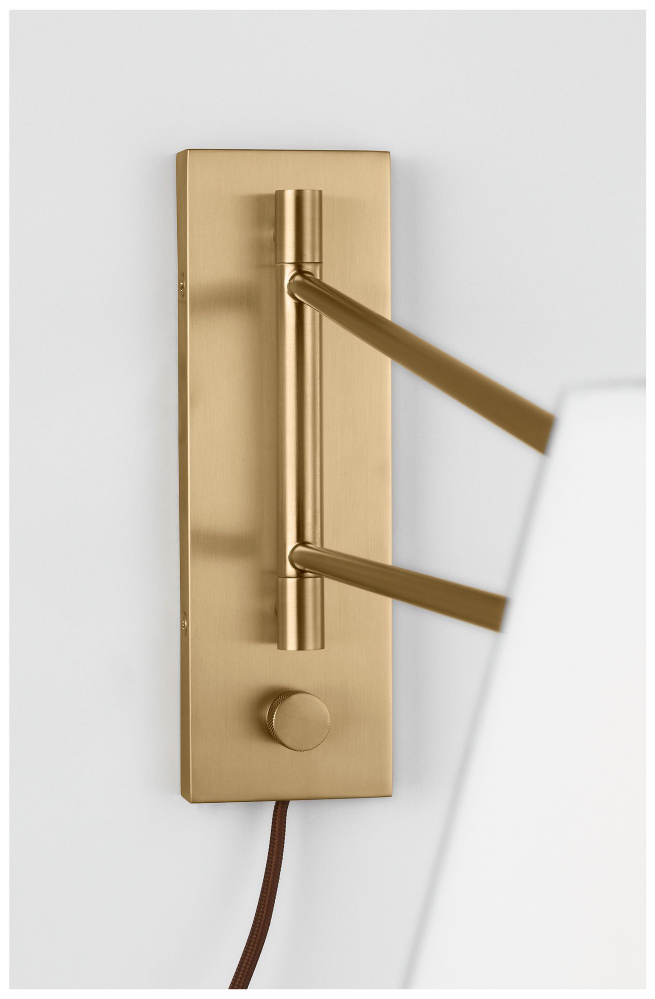 Visual Comfort Studio  Hale 32" Sconce  E12 Candelabra    Estate Brass