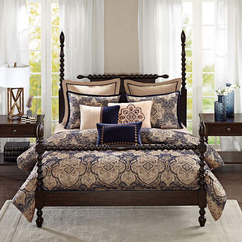 Image 1 Wellington Blue 8-Piece Queen Comforter Set