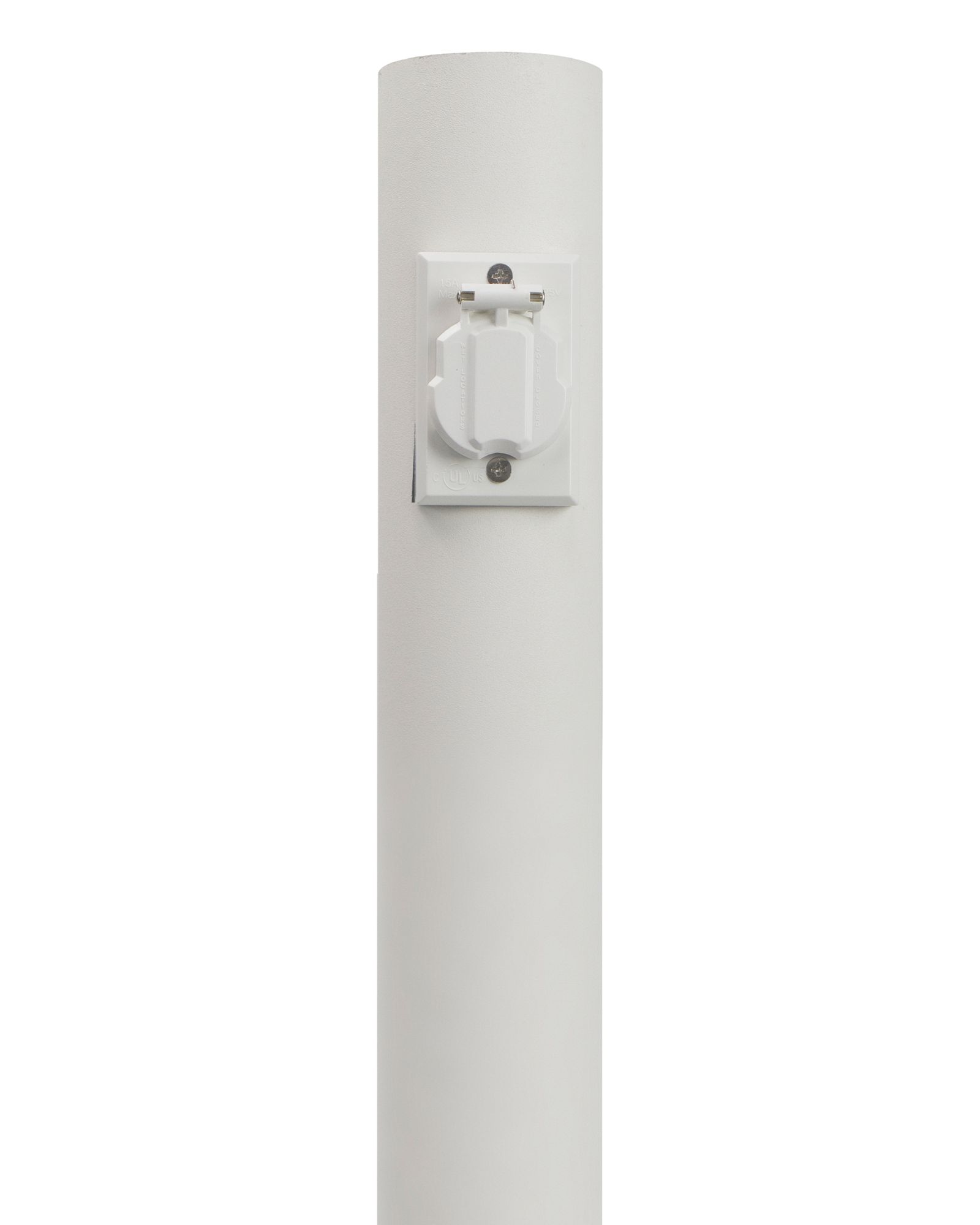 yard light post with outlet