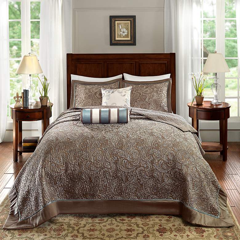 Image 1 Whitman Soft Blue Taupe 5-Piece Queen Bedspread Set