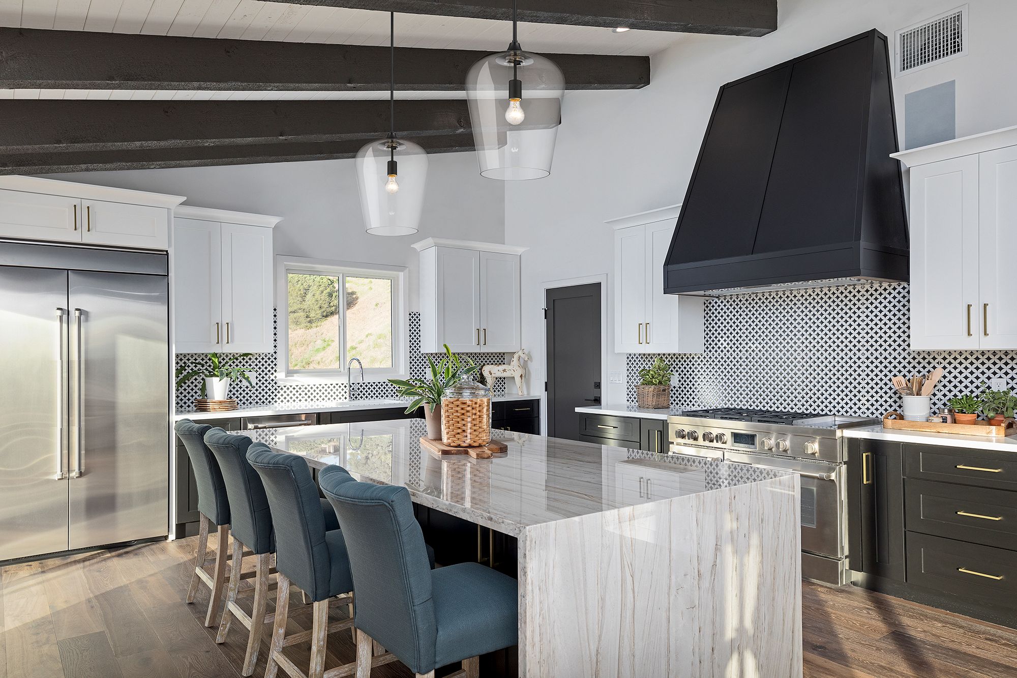 Image 2 Z-Lite 1 Light Pendant in Matte Black Finish more views