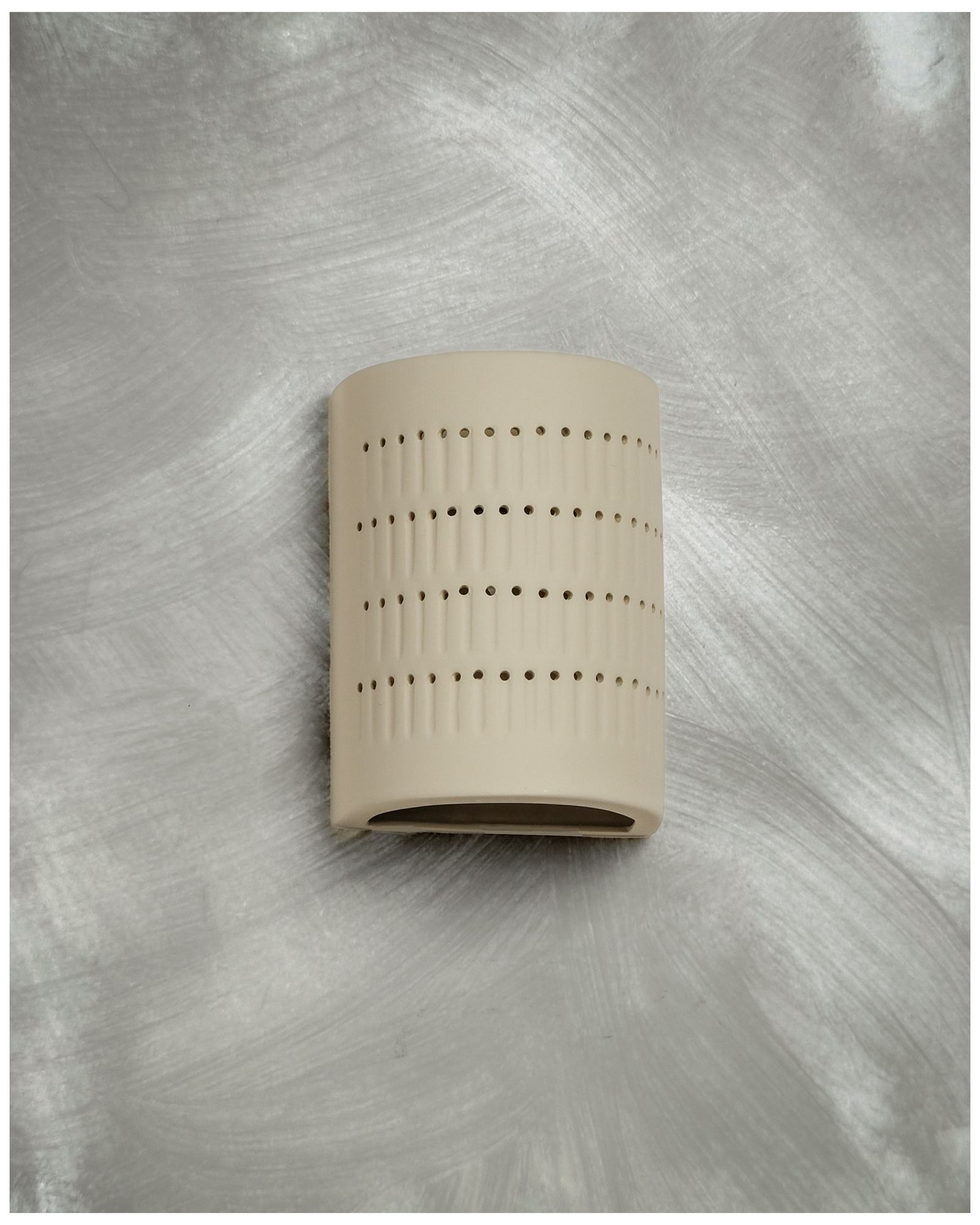 Image 3 Zenia-8.5-inch-high-ceramic-beige-up/down-LED-outdoor-wall-light more views