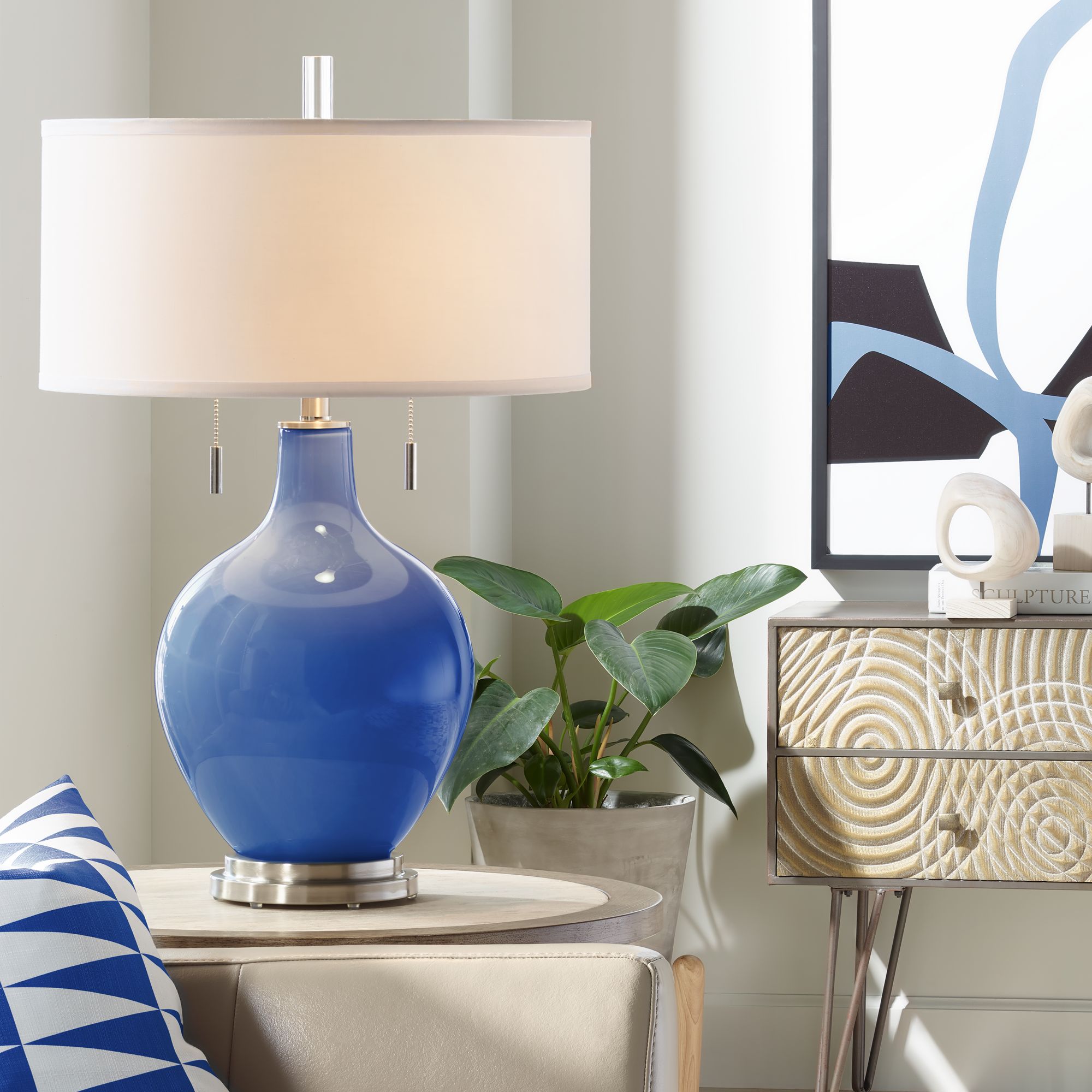 Dazzling Blue Toby Table Lamp – Elegant, Modern Lighting Design
