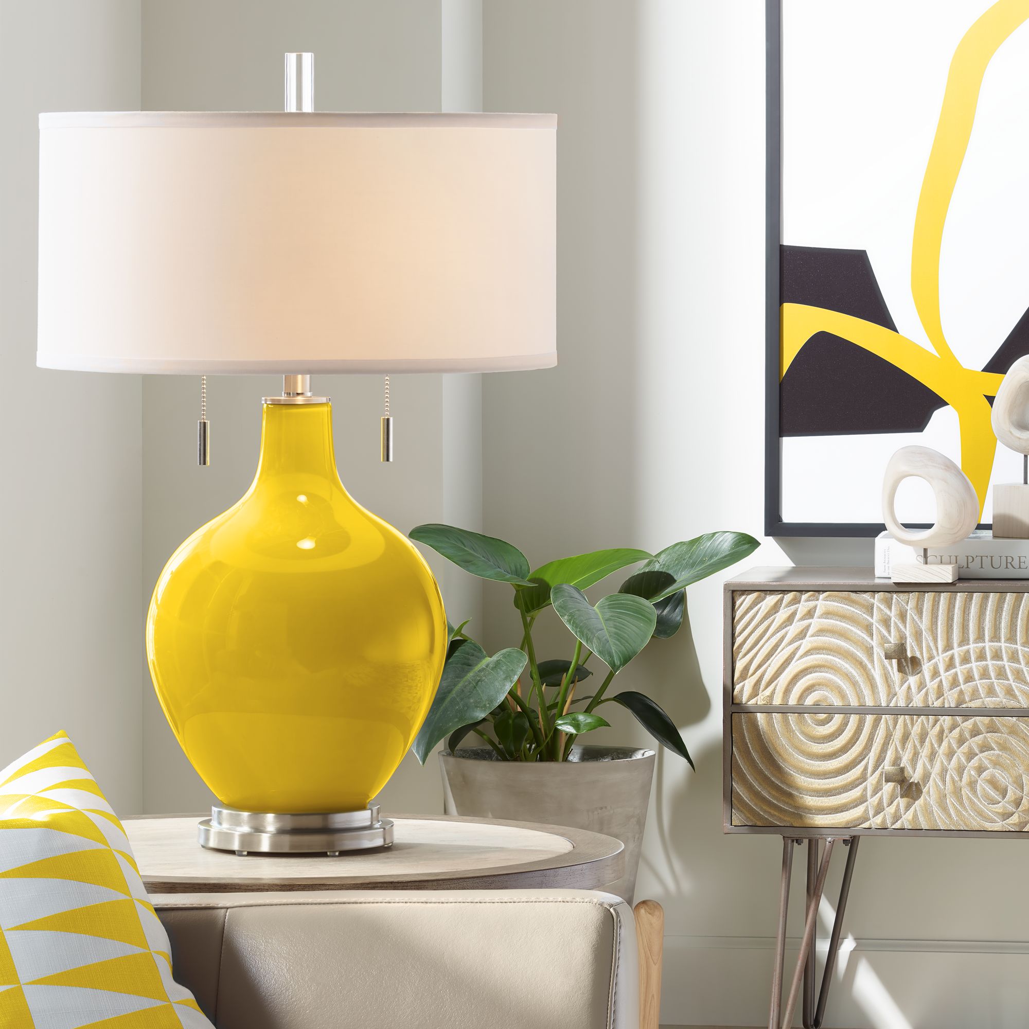 Citrus Toby Table Lamp – Stylish Modern for Home Decor
