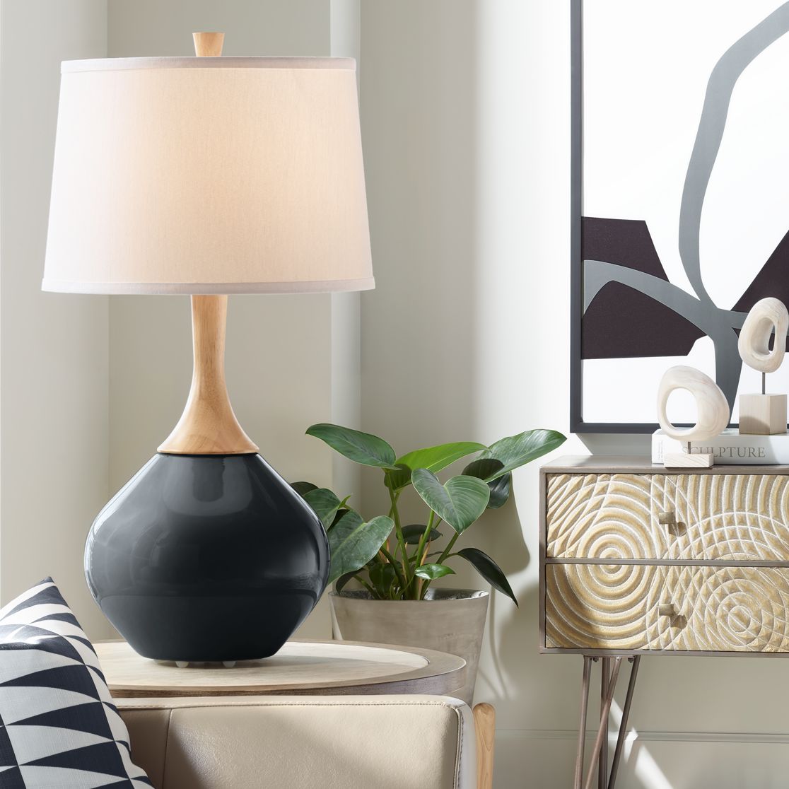 Black of Night Wexler Table Lamp