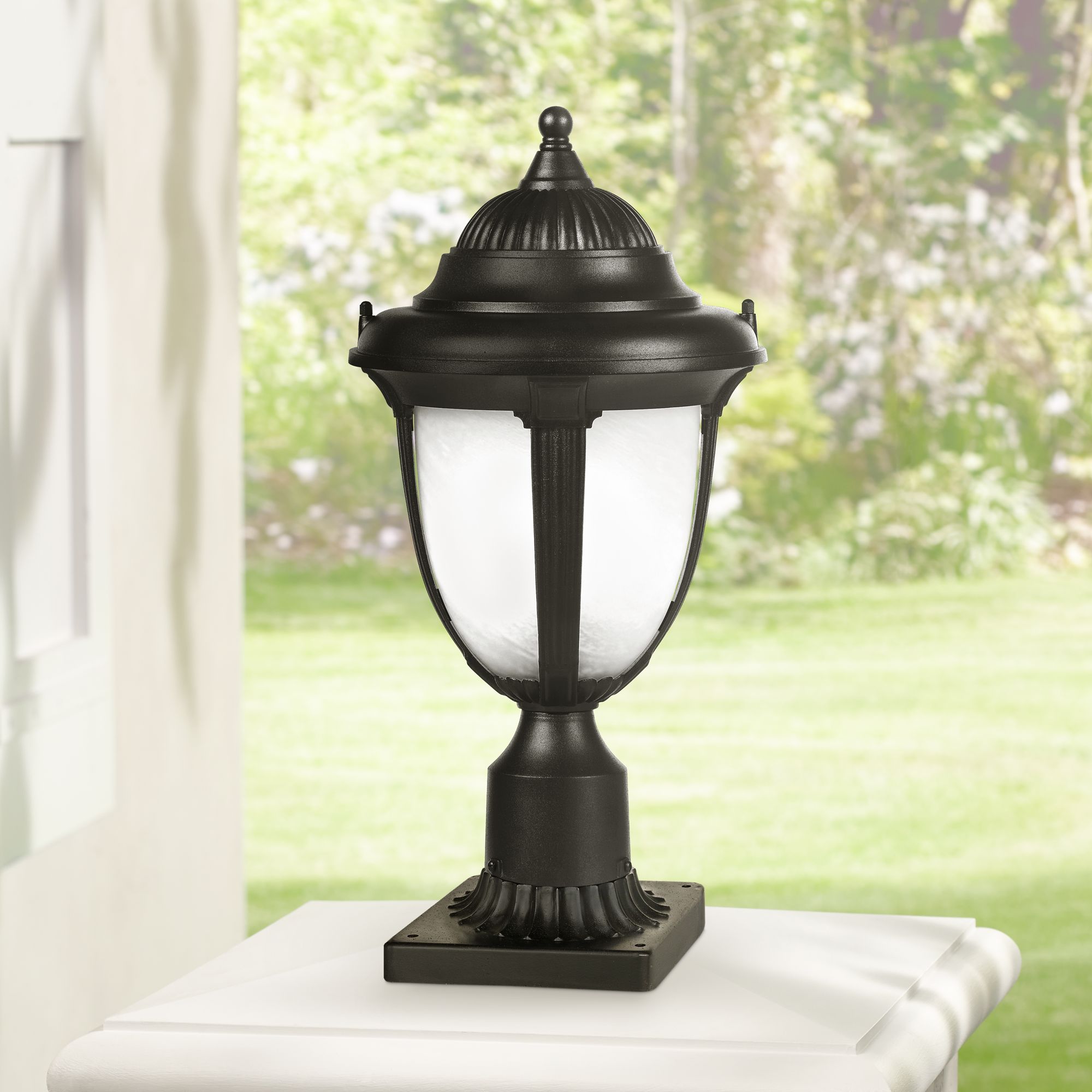 Casa Sorrento 16 3/4" High Black Post Mount Light
