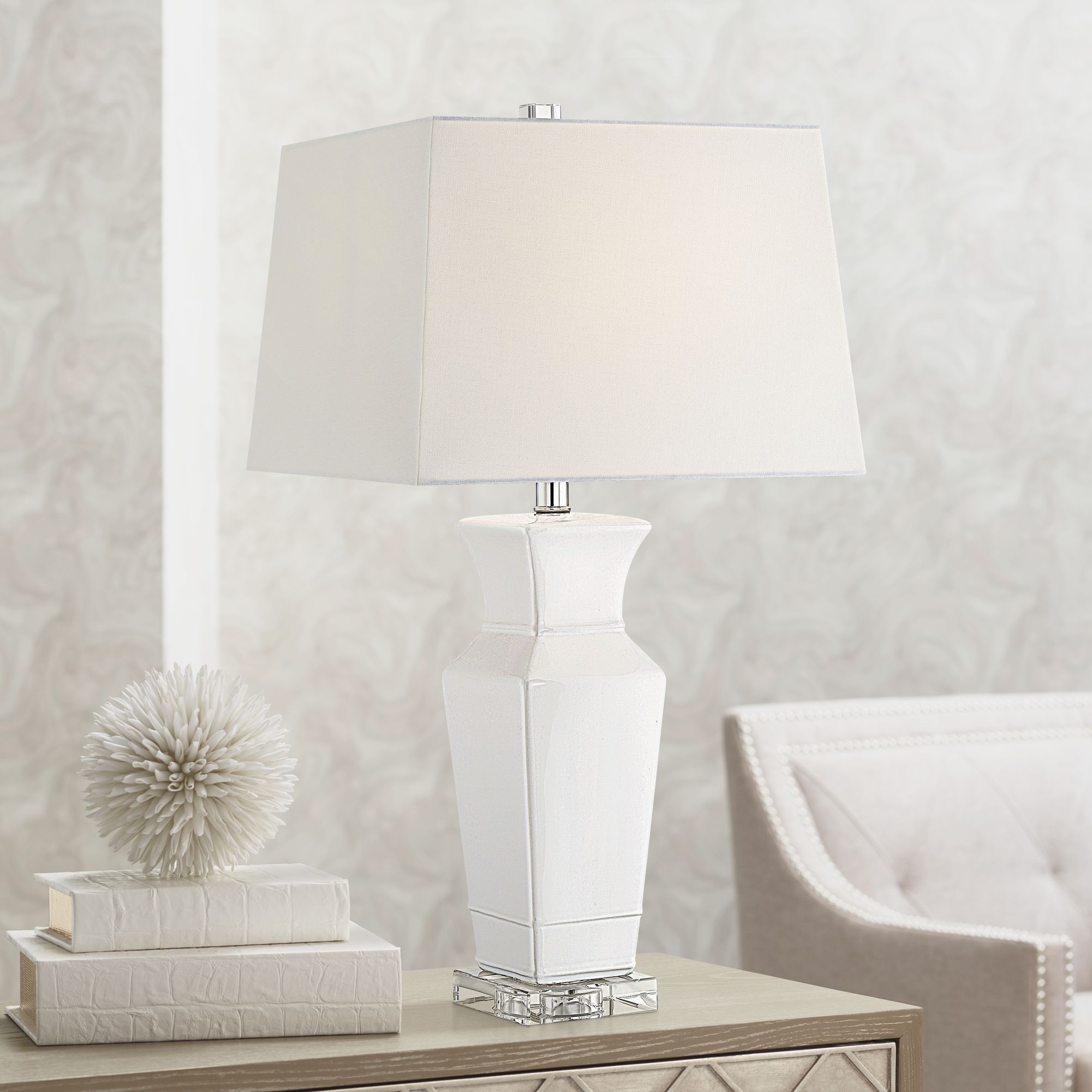 maya table lamp