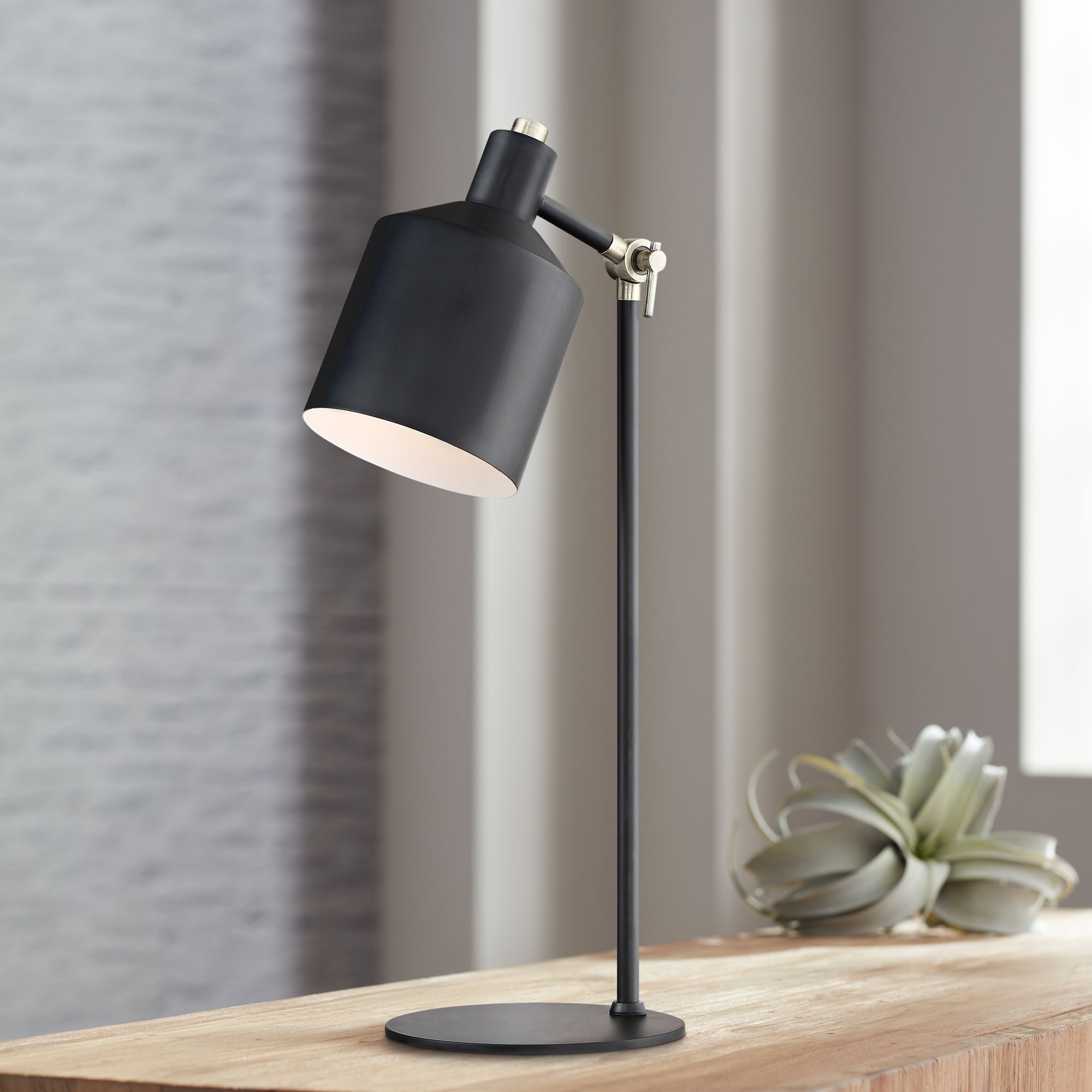 aesthetic desk lamp