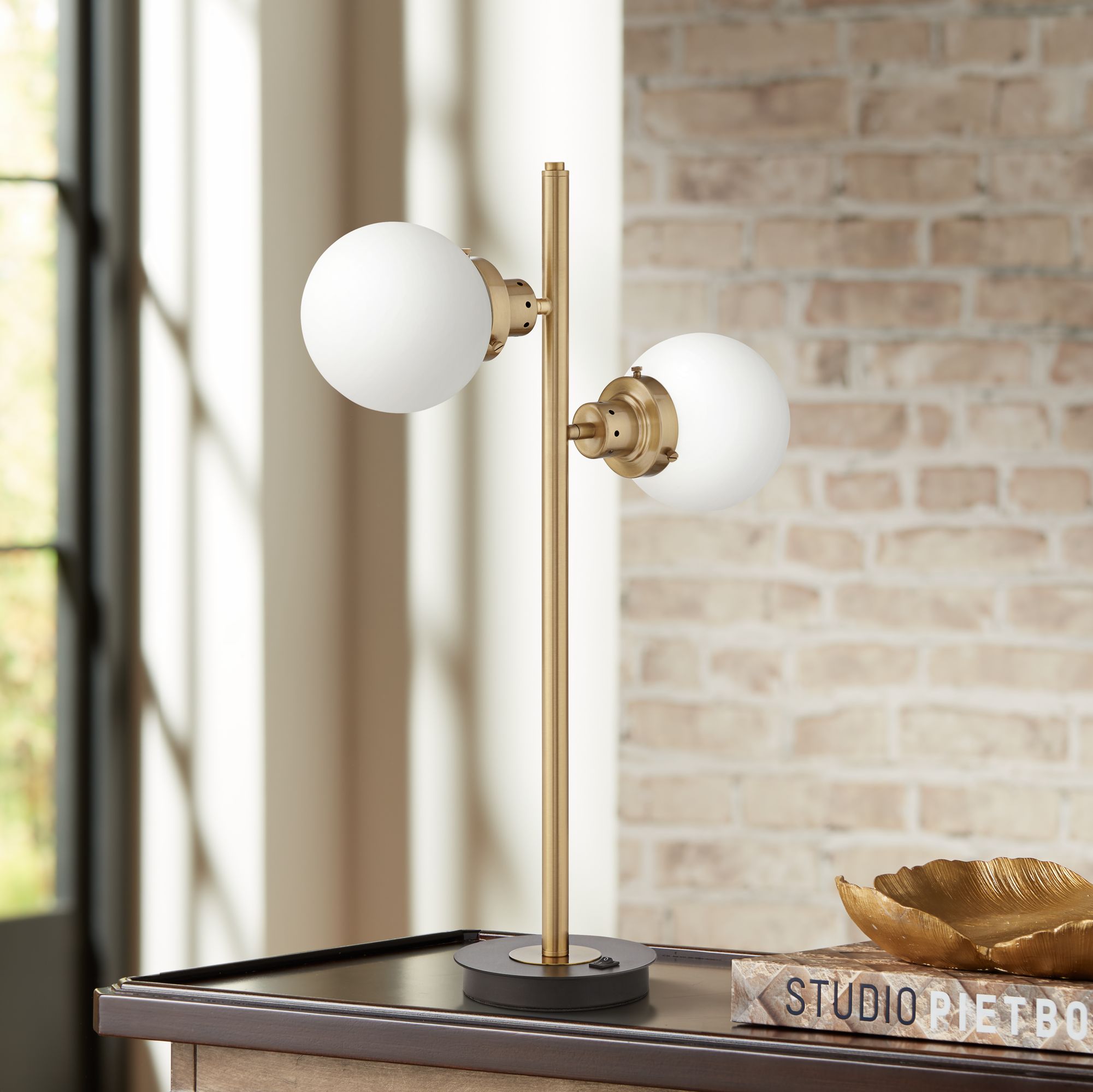 Kelly Antique Brass Table Lamp