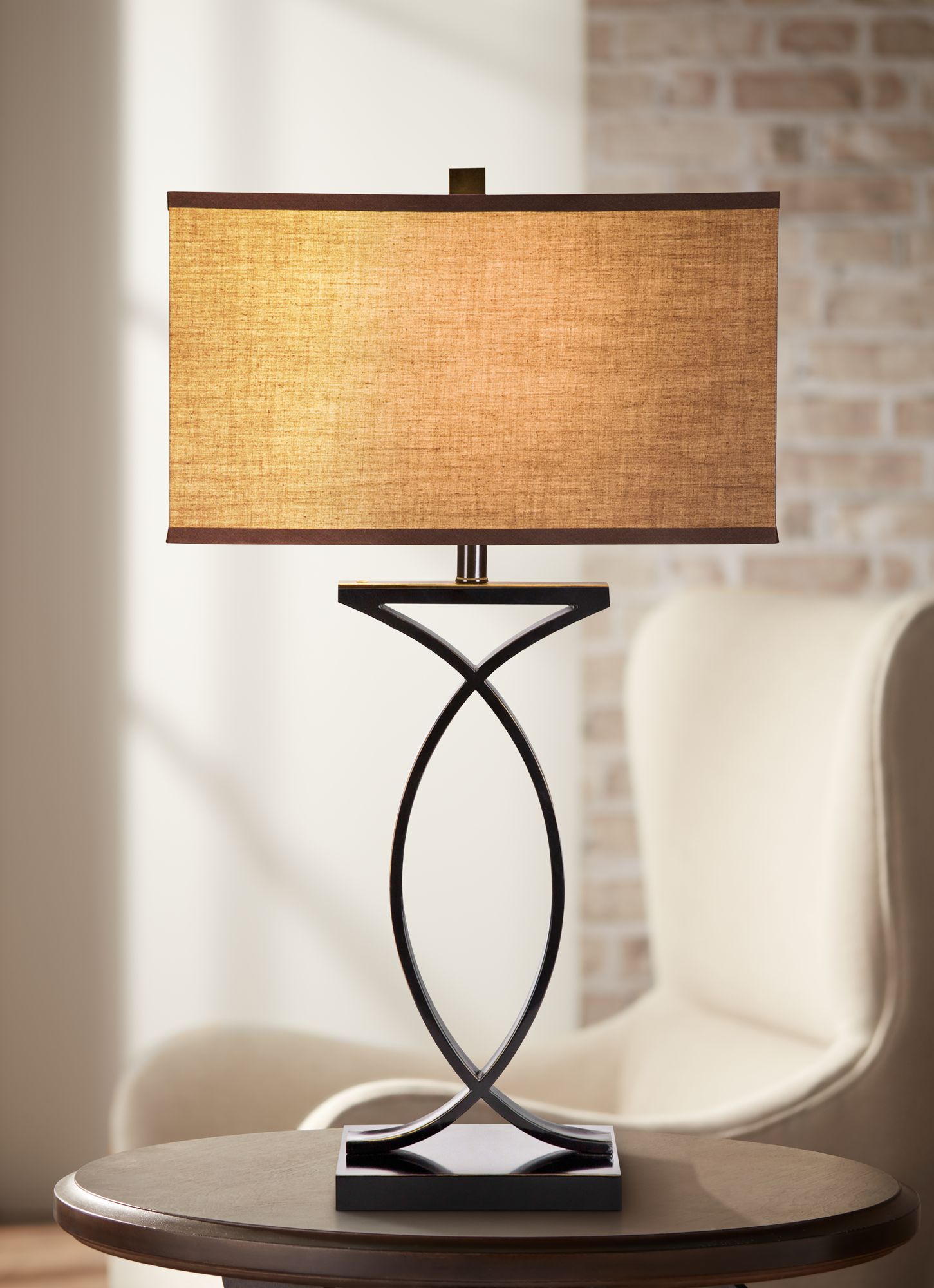 Aria Black Metal Table Lamp – Sleek Design, Modern Lighting Solution