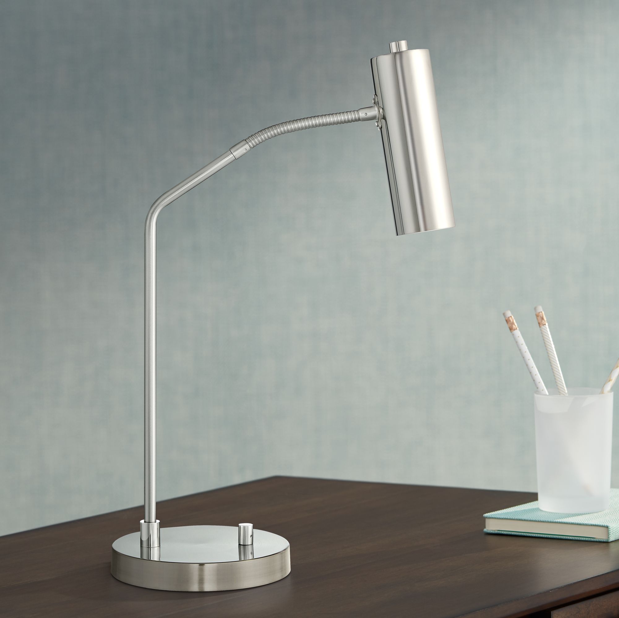 Soprano LED Desk Lamp with Gooseneck