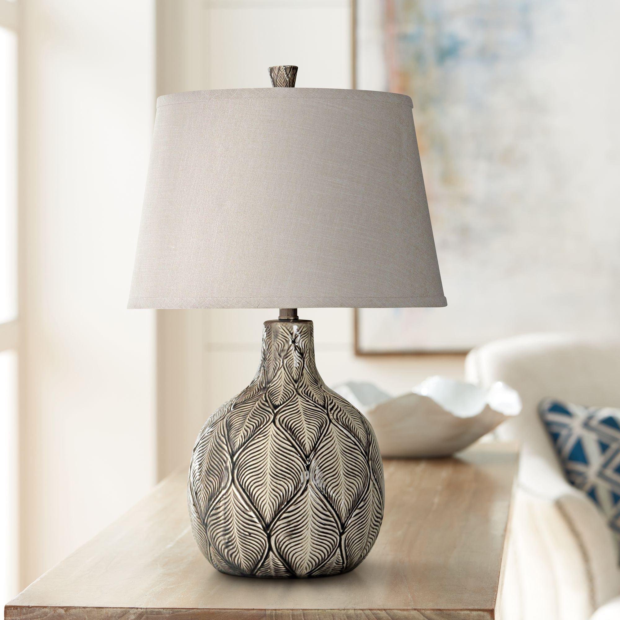 Dothan Black And White Ceramic Table Lamp