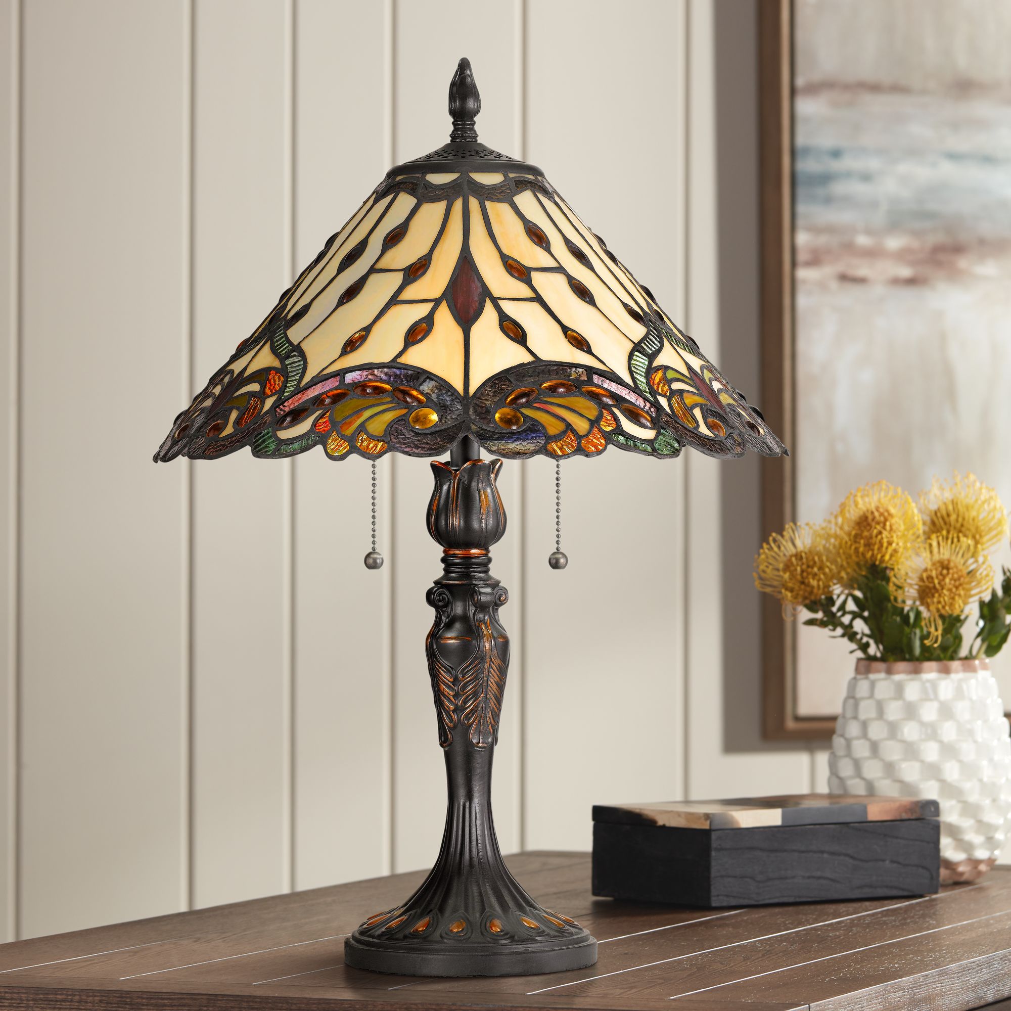 William Tiffany-Style Table Lamp with Pull Chain Switch