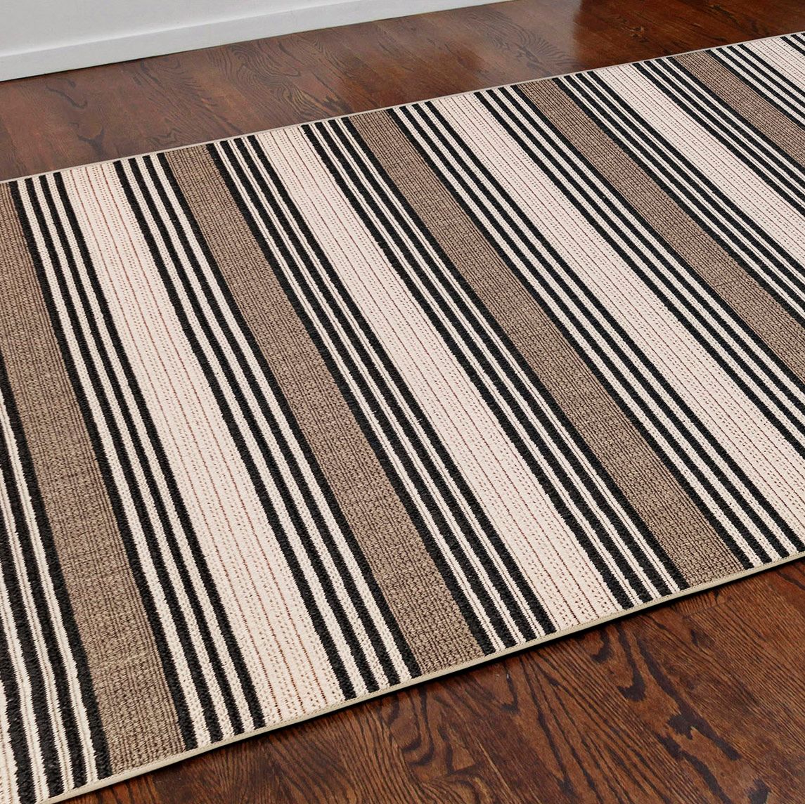 Indoor Outdoor Carpet For Sunroom Decoration Examples