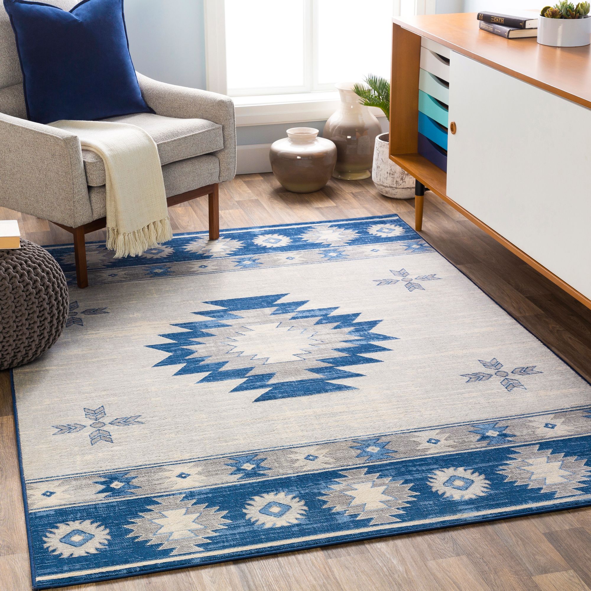 Monaco MOC-2321 5'3" x 7'3" Area Rug