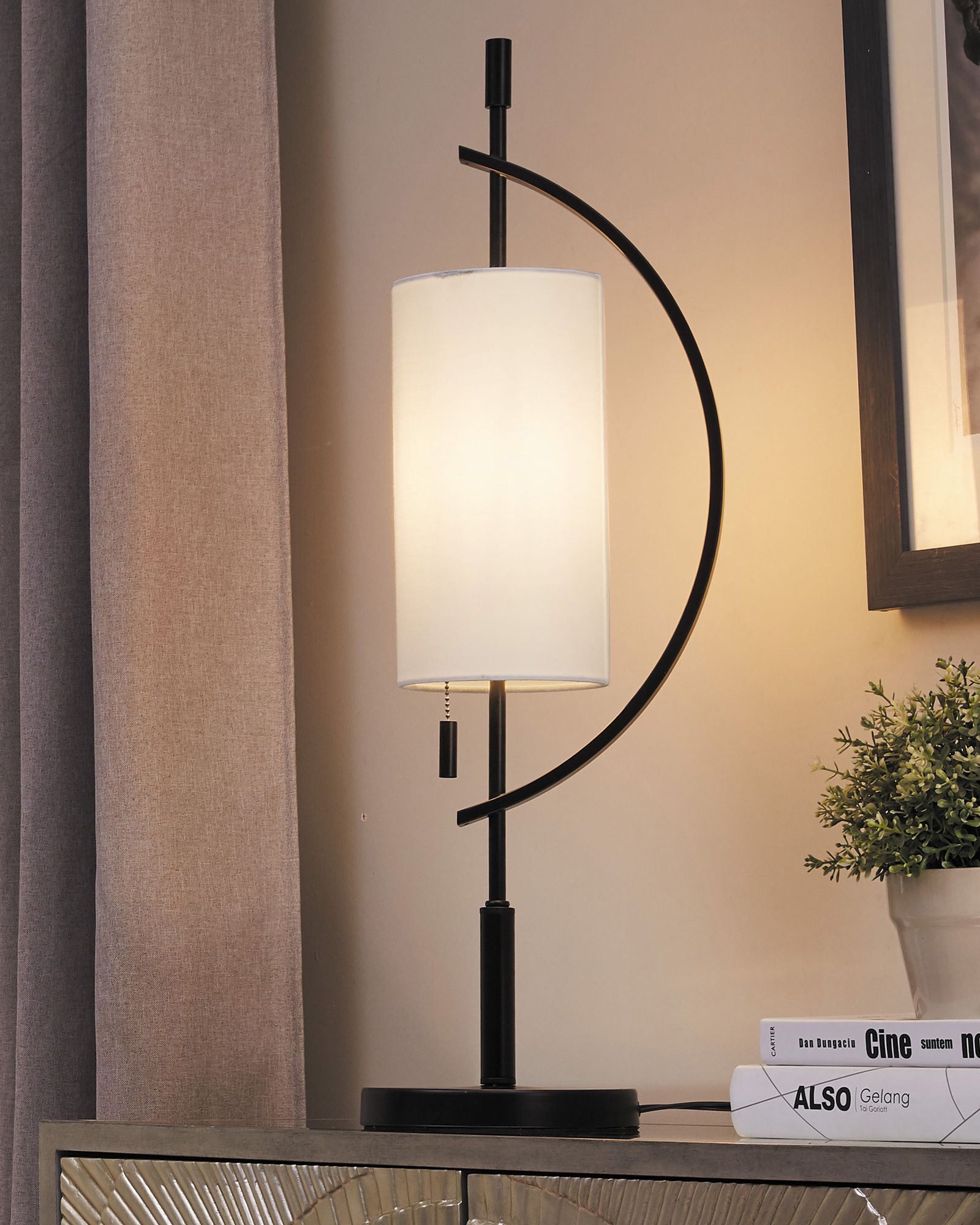 Lite Source Renessa Black and White Modern Table Lamp