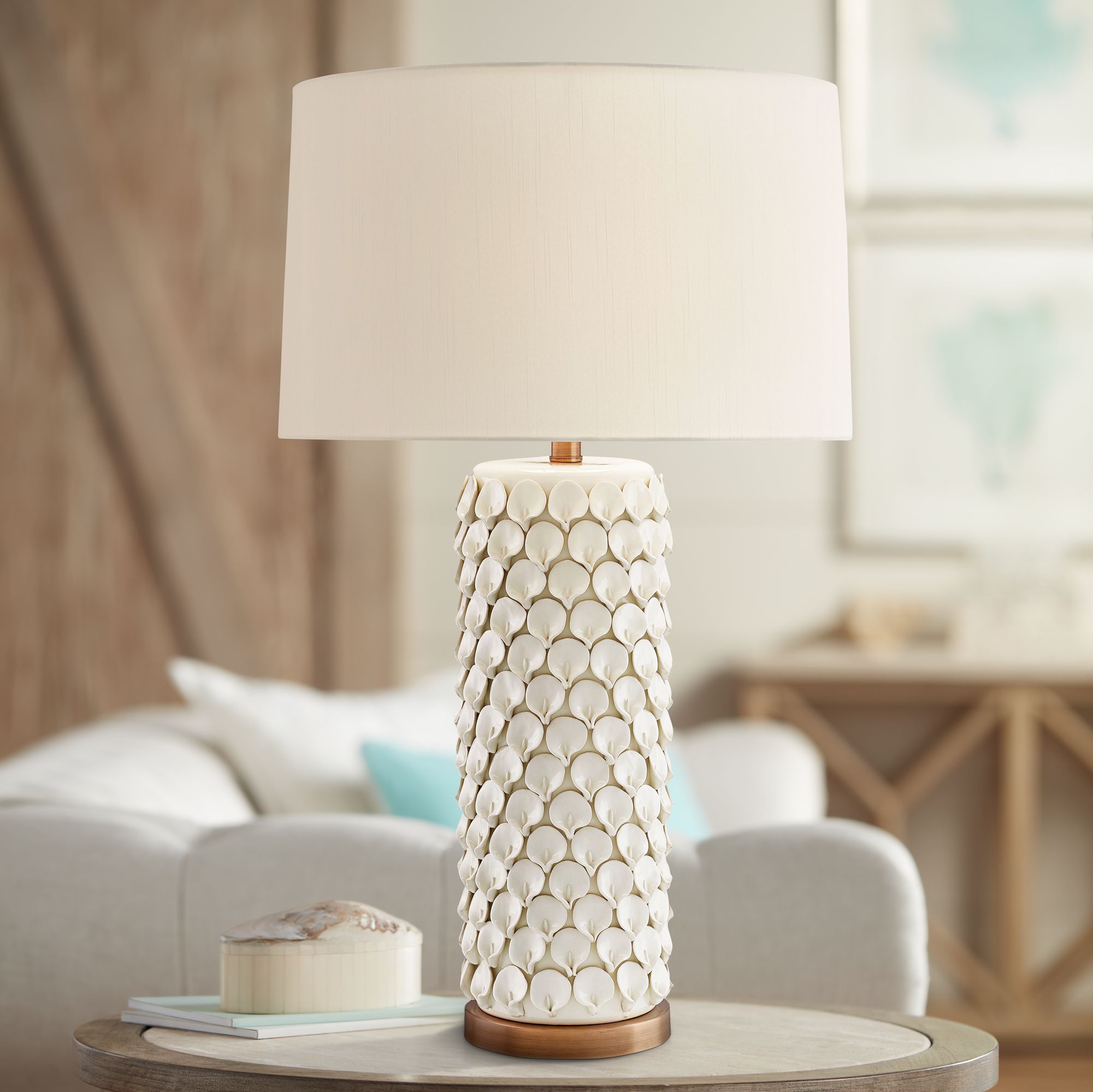 cream ceramic table lamp