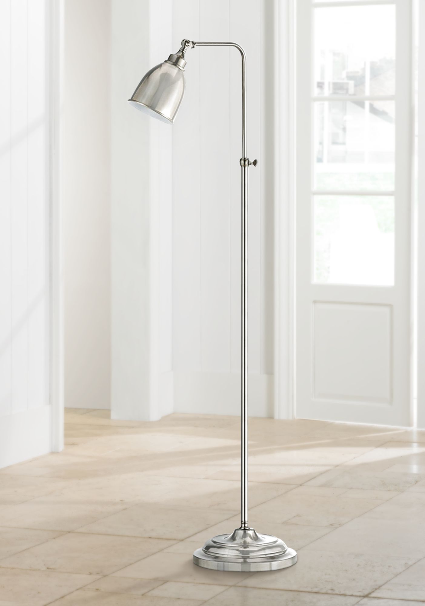 adjustable pole lamp