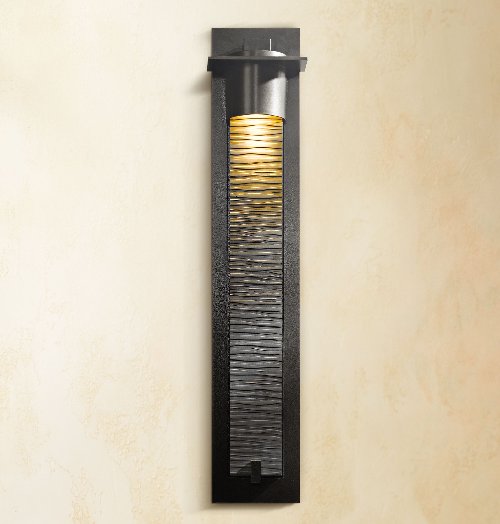 Hubbardton Forge Airis Textured 33" High Outdoor Wall Light
