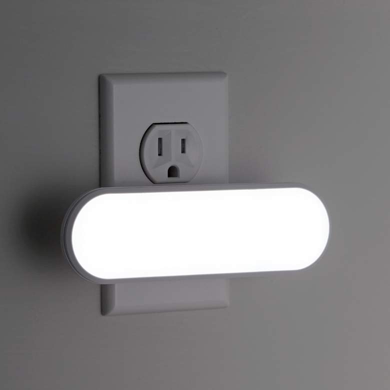 Image 6 GE UltraBrite Soft White 100 Lumens LED Plug-In Light Bar more views