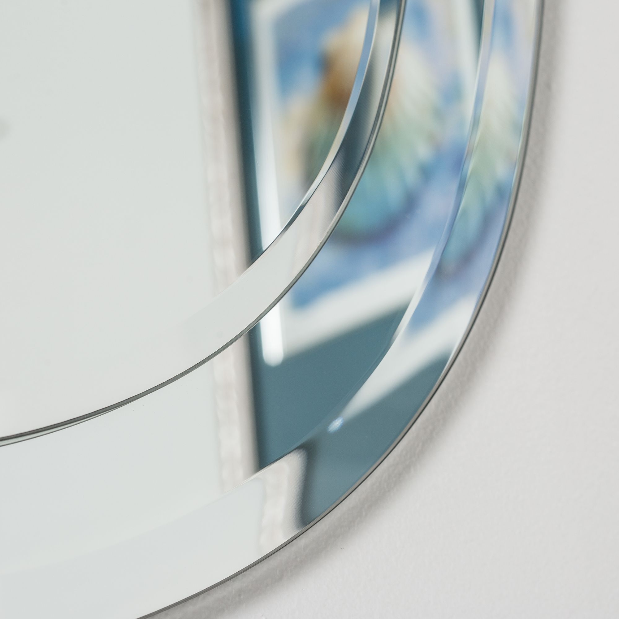 Droplet 23" x 31" Teardrop Frameless Bathroom Wall Mirror 73F78