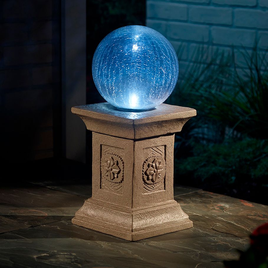 Chameleon Solar LED Outdoor Gazing Ball with Tuscan Pedestal 86F84