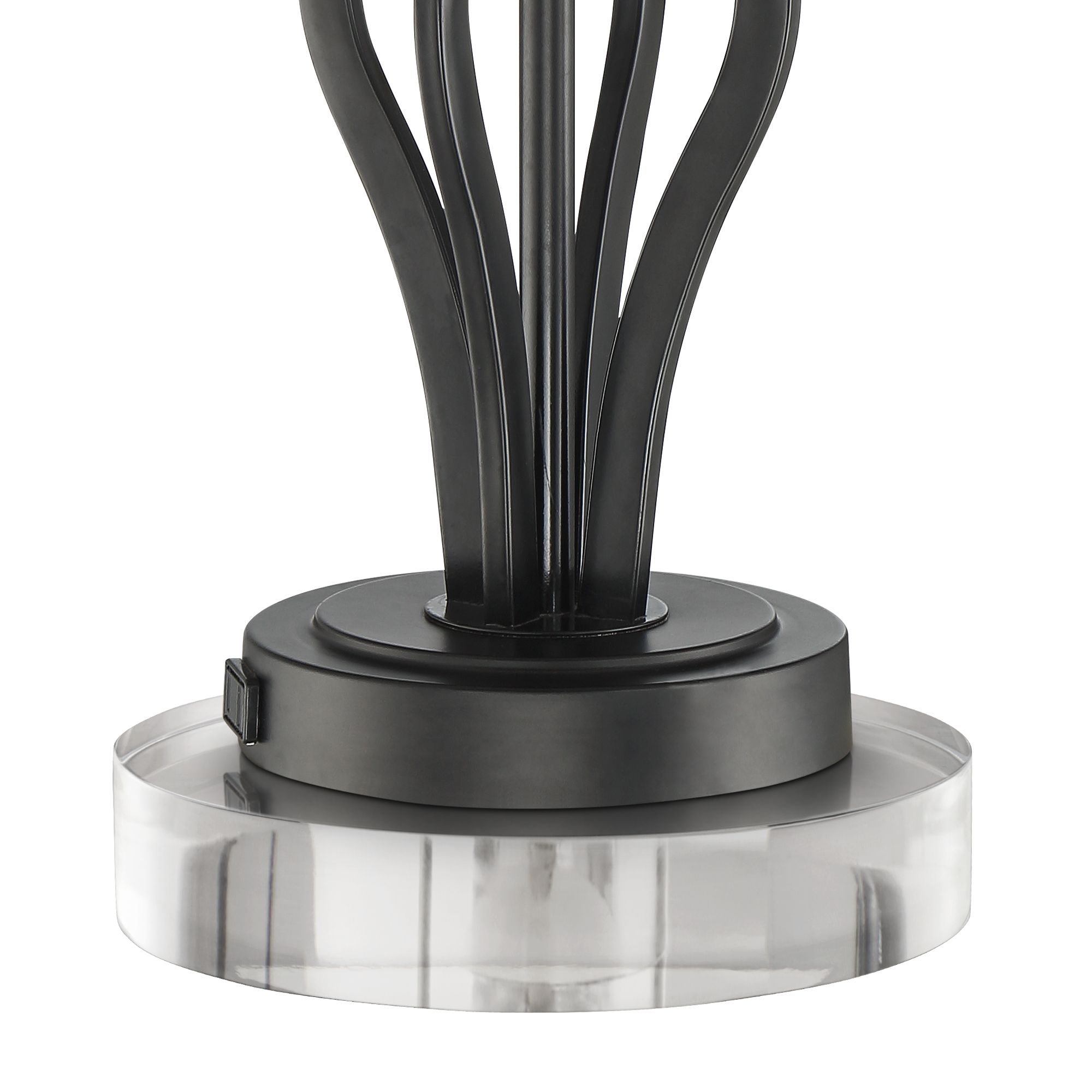 Heather Glass Shade Table Lamps With USB and 8" Round Risers 928D0